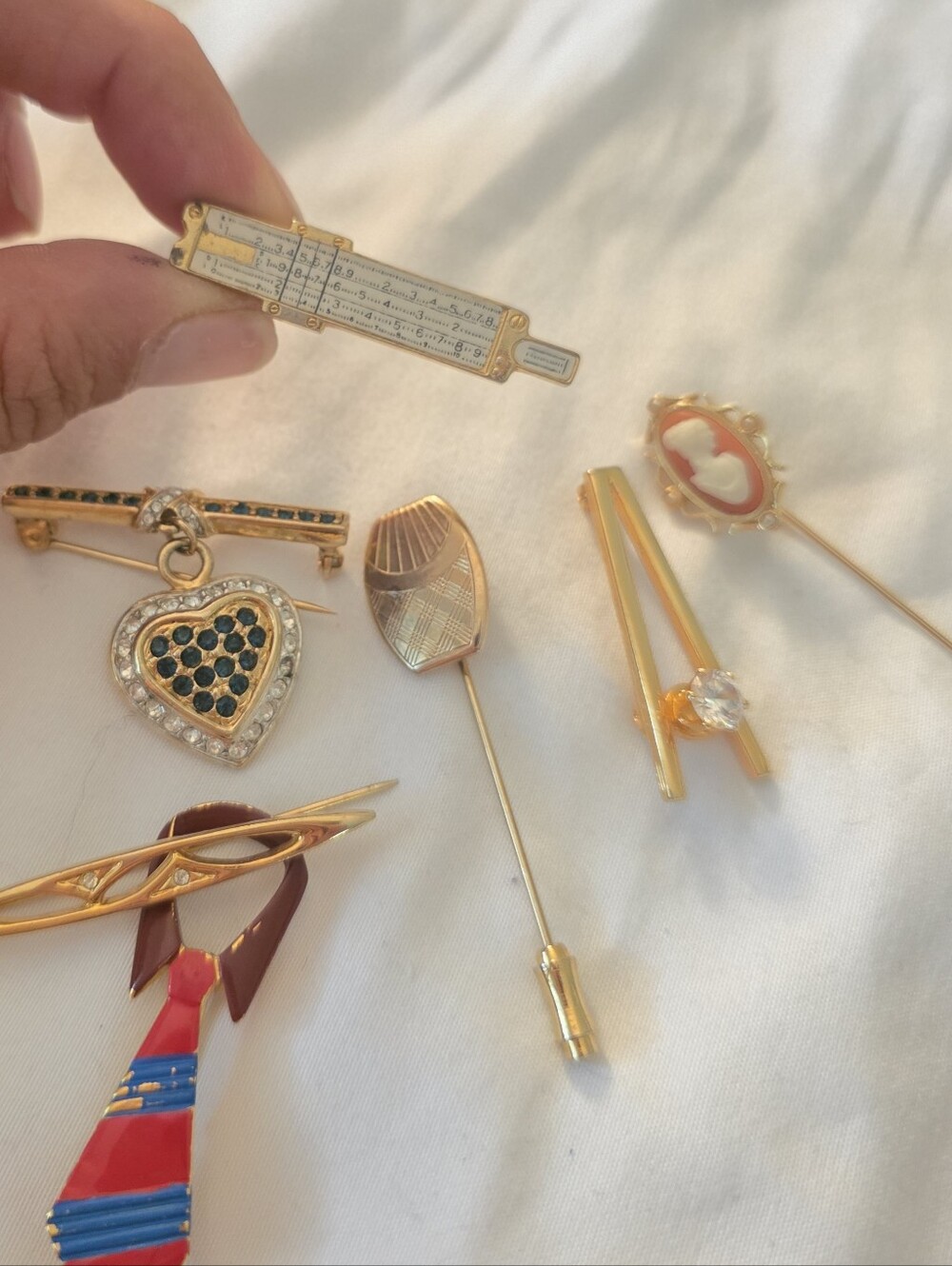 Collection Vintage Gold Pins One Tie Clip With Music Bars